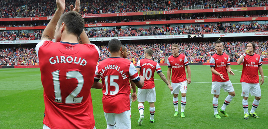 英超战报：埃基蒂克双响，田中碧绝平，利兹联3-3利物浦