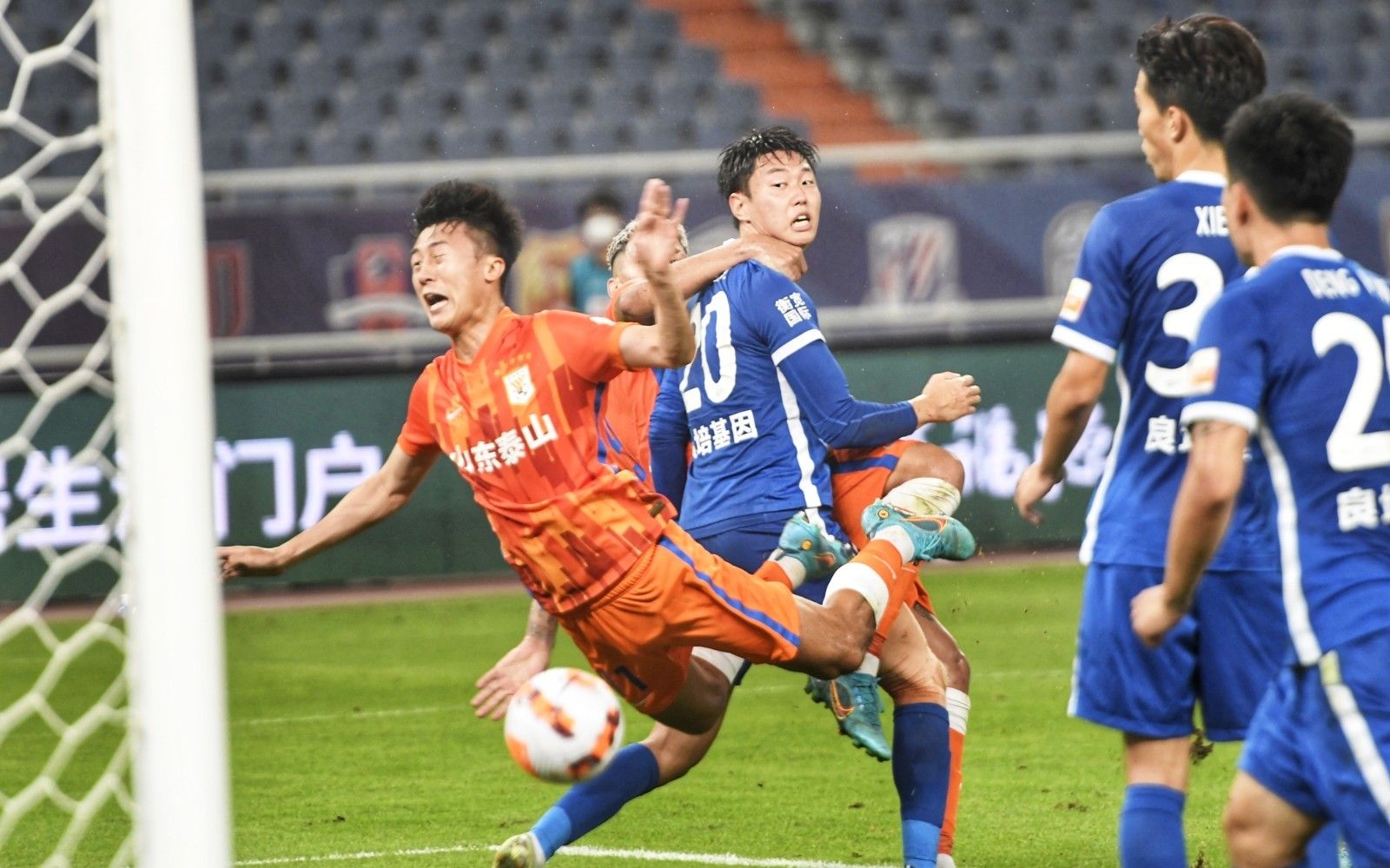 加拉塔萨雷副主席：奥斯梅恩放弃了高薪；埃德森？没有确定