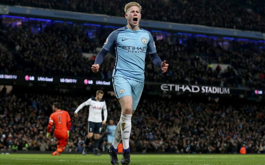 完成大四喜，姆巴佩当选欧冠官方本周最佳球员（姆巴佩轰四球，荣膺欧冠官方周最佳）