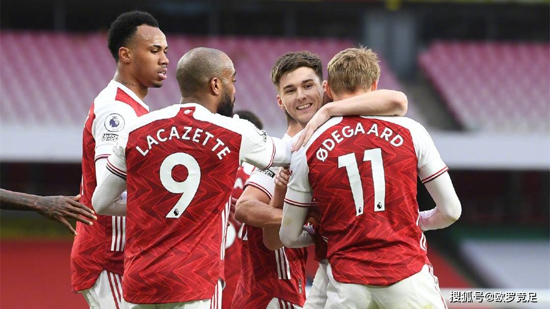 脸都不要了!欧联冠军踢出耻辱一战，主场2红5黄输球又输人（欧联冠军耻辱之夜：主场2红5黄，输球又丢人）