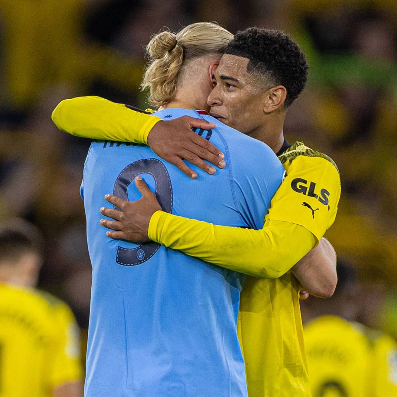 詹姆斯球队单场两人同砍35+，首次他不是其中之一