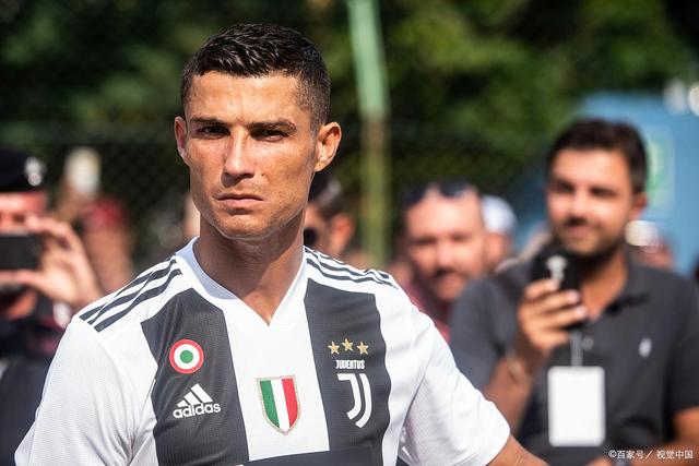 英超球员专访：萨拉赫谈赛季目标,（英超独家专访：萨拉赫畅谈本赛季目标）